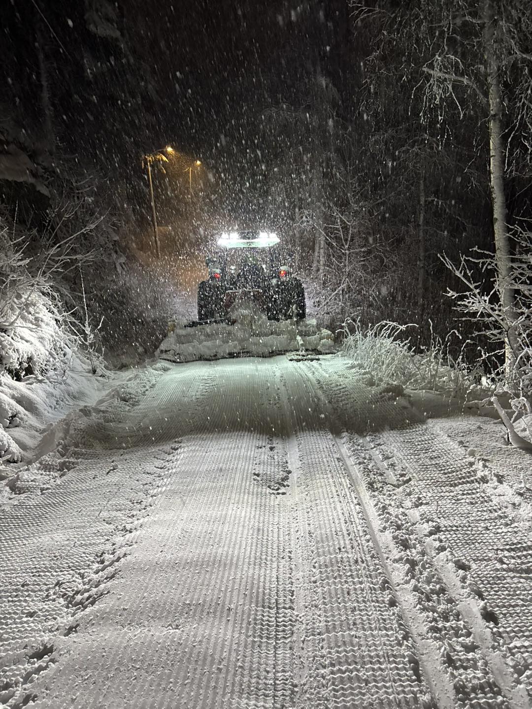 Skisporene er gjort klare i lysløypa